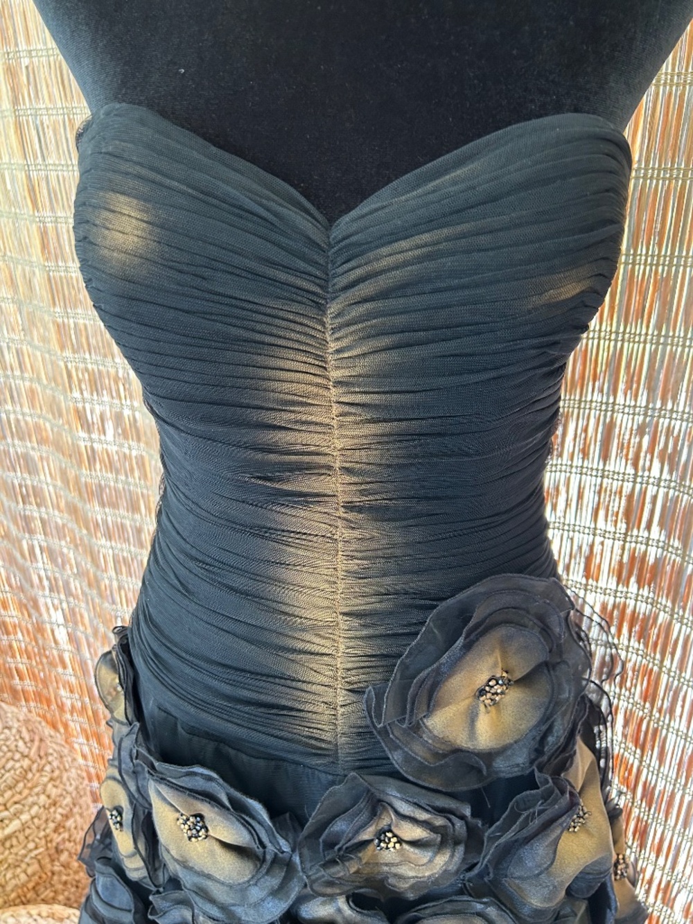 Jovani Ladies gown - Picture 2 of 13